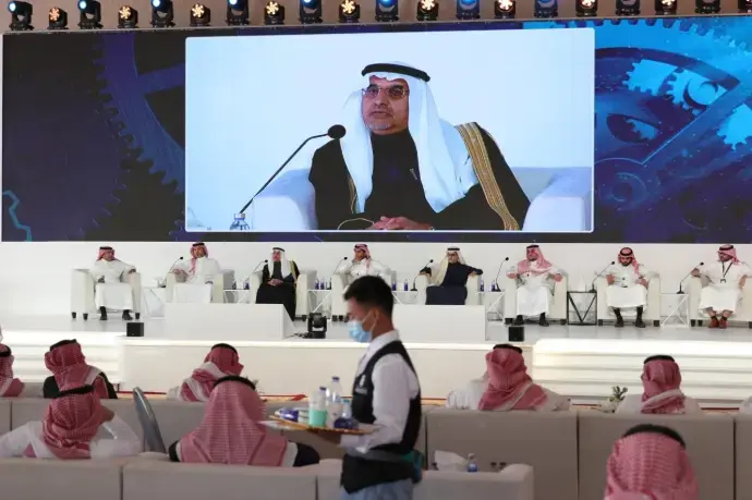 مشاركة الهيئة في جلسة حوارية حول دور الصناعات الغذائية في تحقيق الأمن الغذائي في منتدى الخرج الصناعي